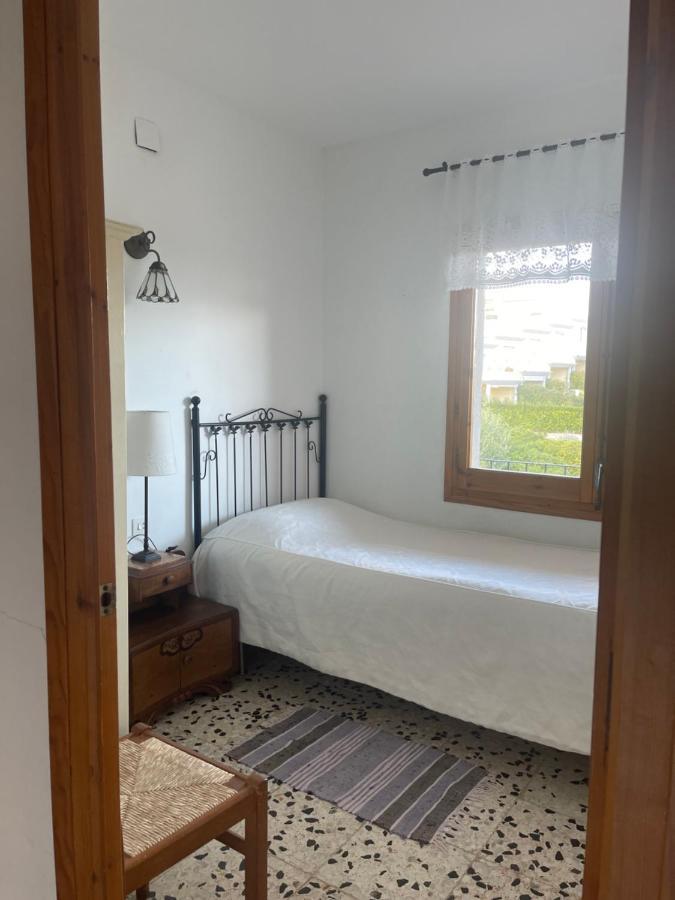 Apartmento Sant Pau 7 Llanca Bagian luar foto